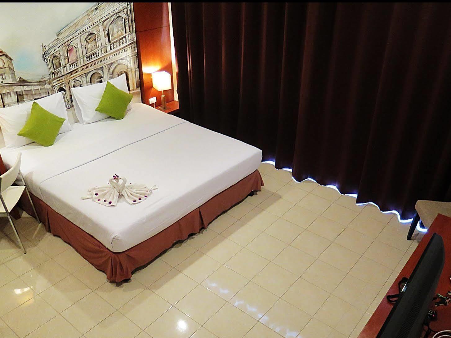 Sugar Ohana Poshtel Пхукет Экстерьер фото
